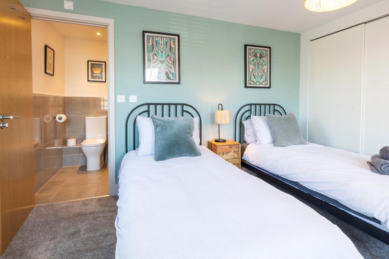 X-Large Two Bedroom & Two Bathroom Apartment With Free Evening Parking Southampton Exterior foto