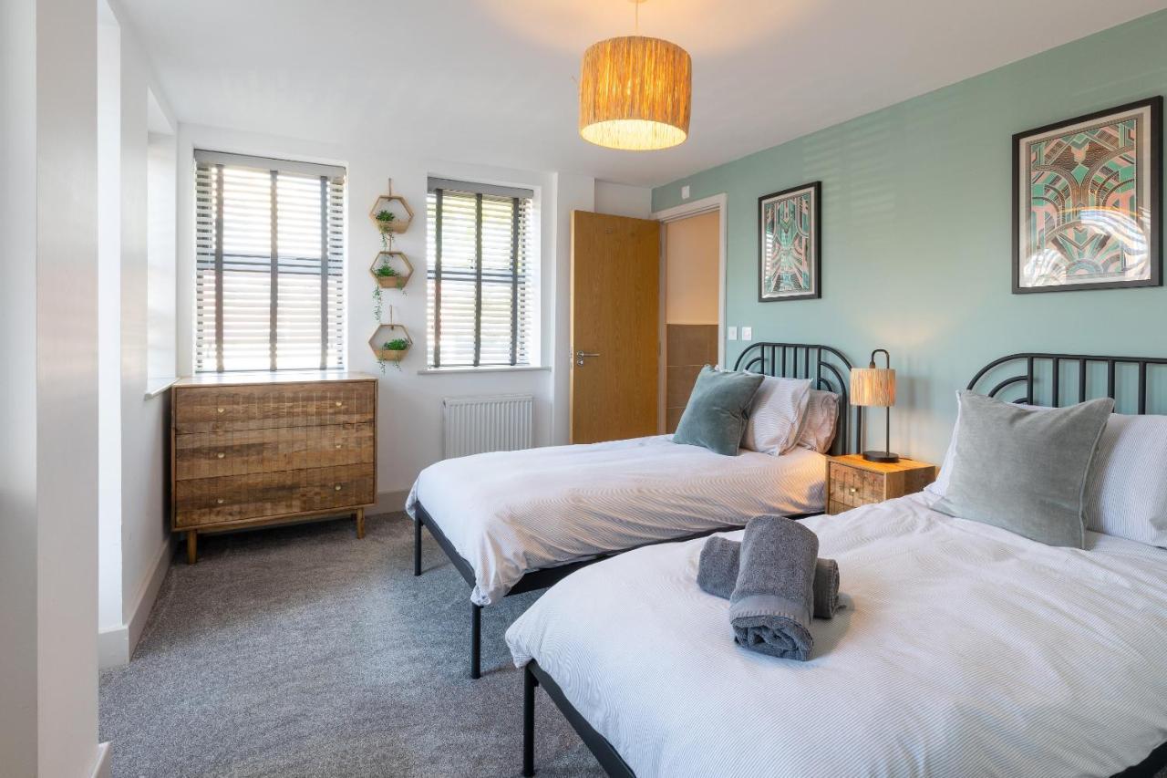 X-Large Two Bedroom & Two Bathroom Apartment With Free Evening Parking Southampton Exterior foto